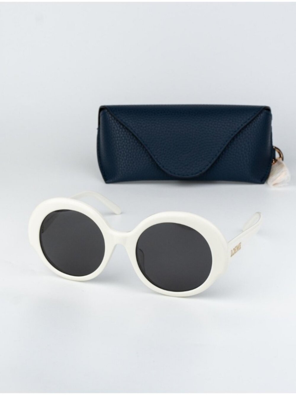Loewe Women Sunglasses Ivory Grey Round LW40135F 25A NEW AUTHENTIC